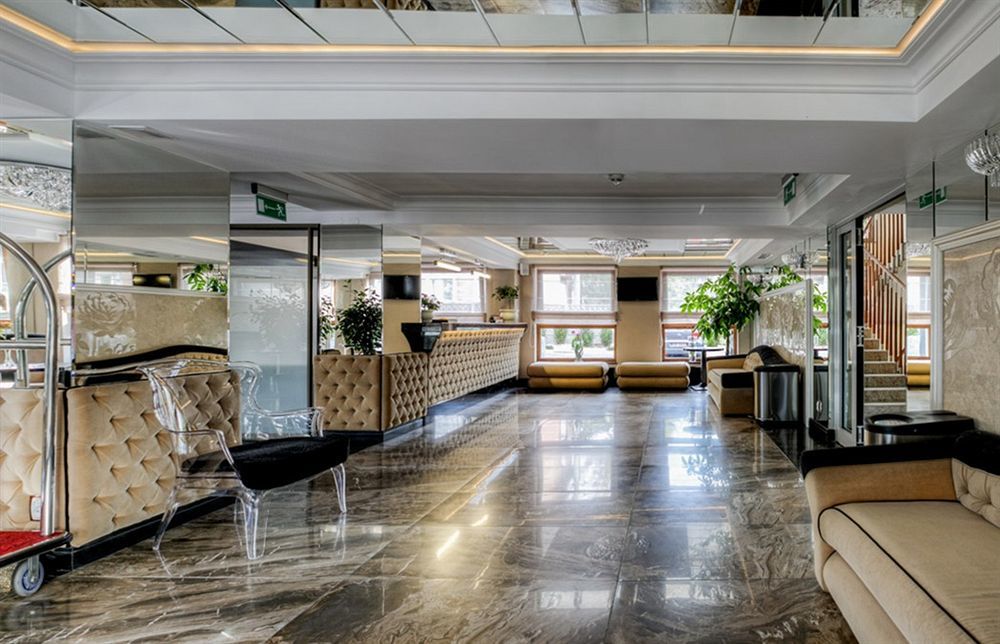 M Hotel סוסנוביץ' מראה חיצוני תמונה