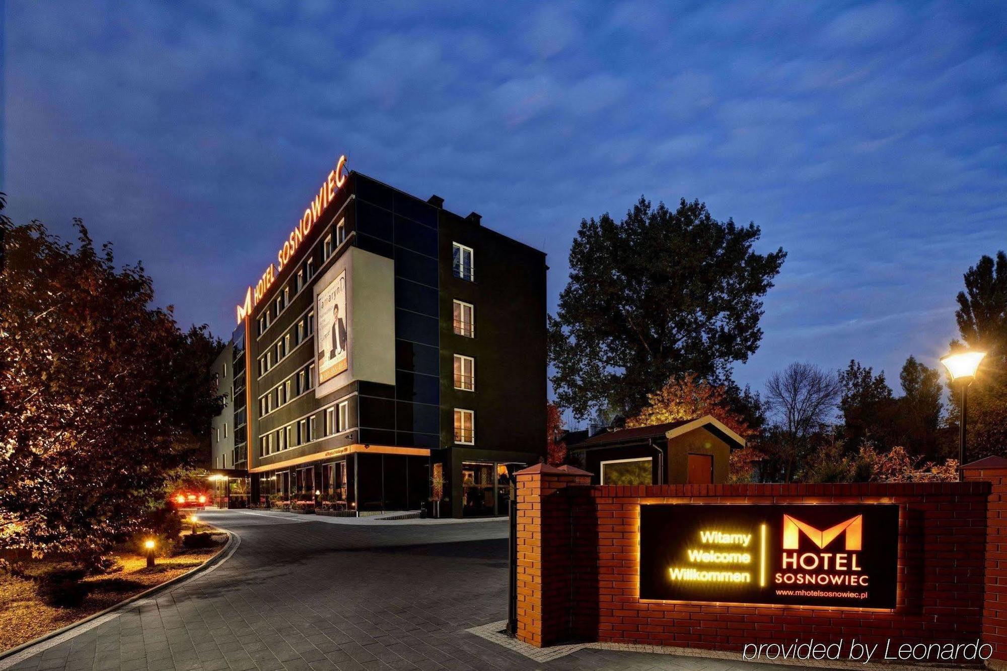 M Hotel סוסנוביץ' מראה חיצוני תמונה